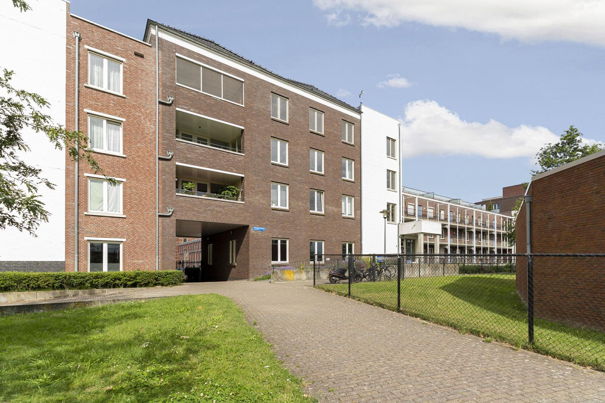 Appartement te koop: Hongarijehof 8, Almere