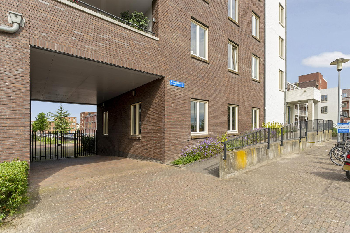 Appartement te koop: Hongarijehof 8, Almere