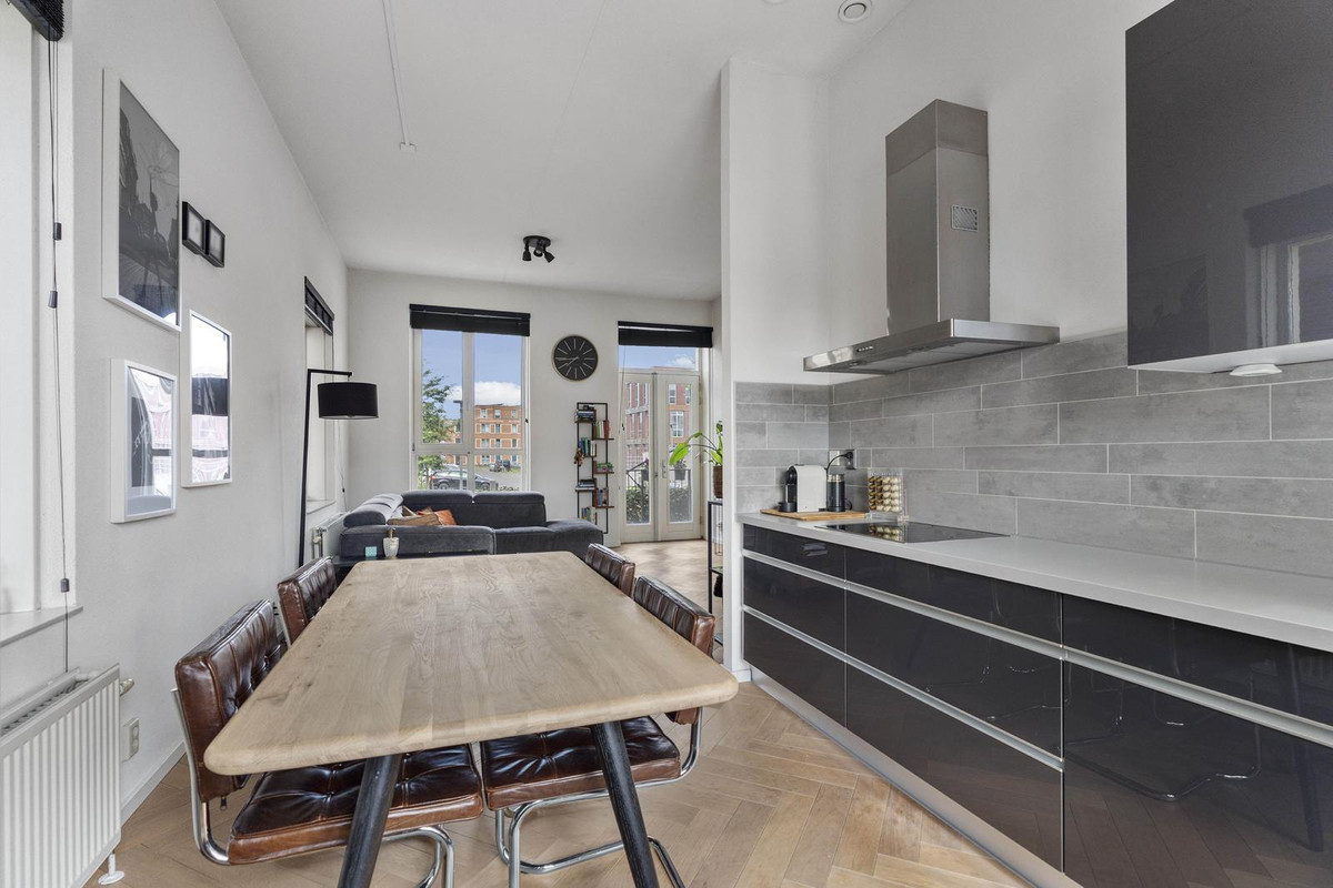 Appartement te koop: Hongarijehof 8, Almere