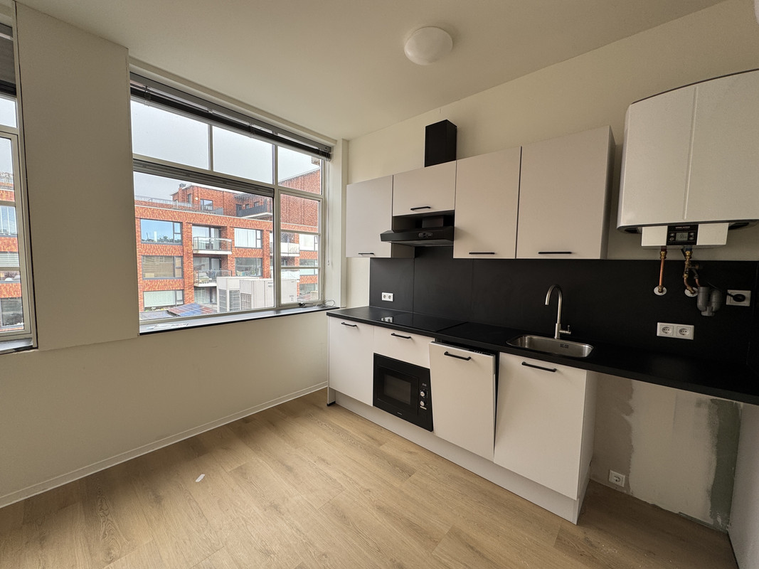 Studio te huur: Helperpark 302-26, Groningen
