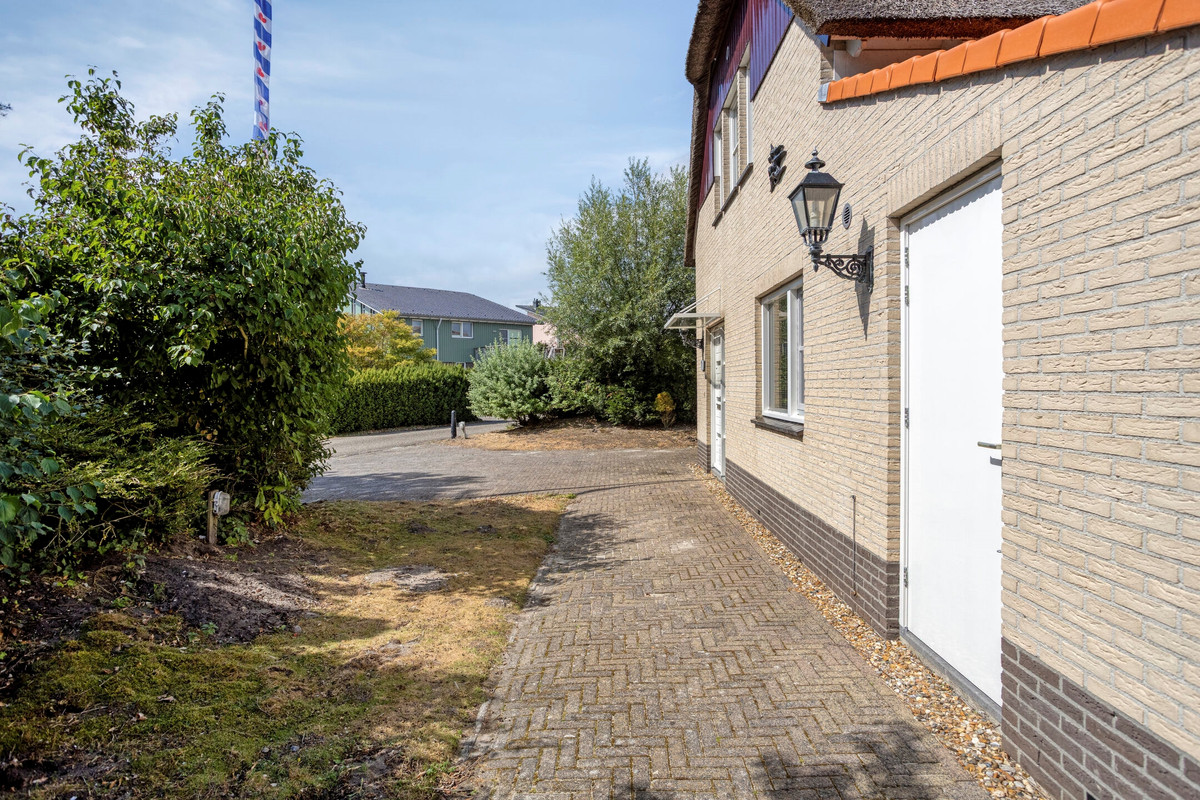 Vrijstaande woning te koop: Robbenzand 12, Makkum