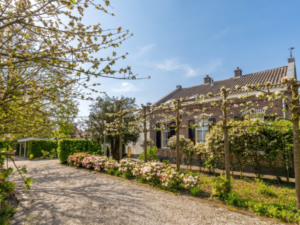 Uiterdijk 4