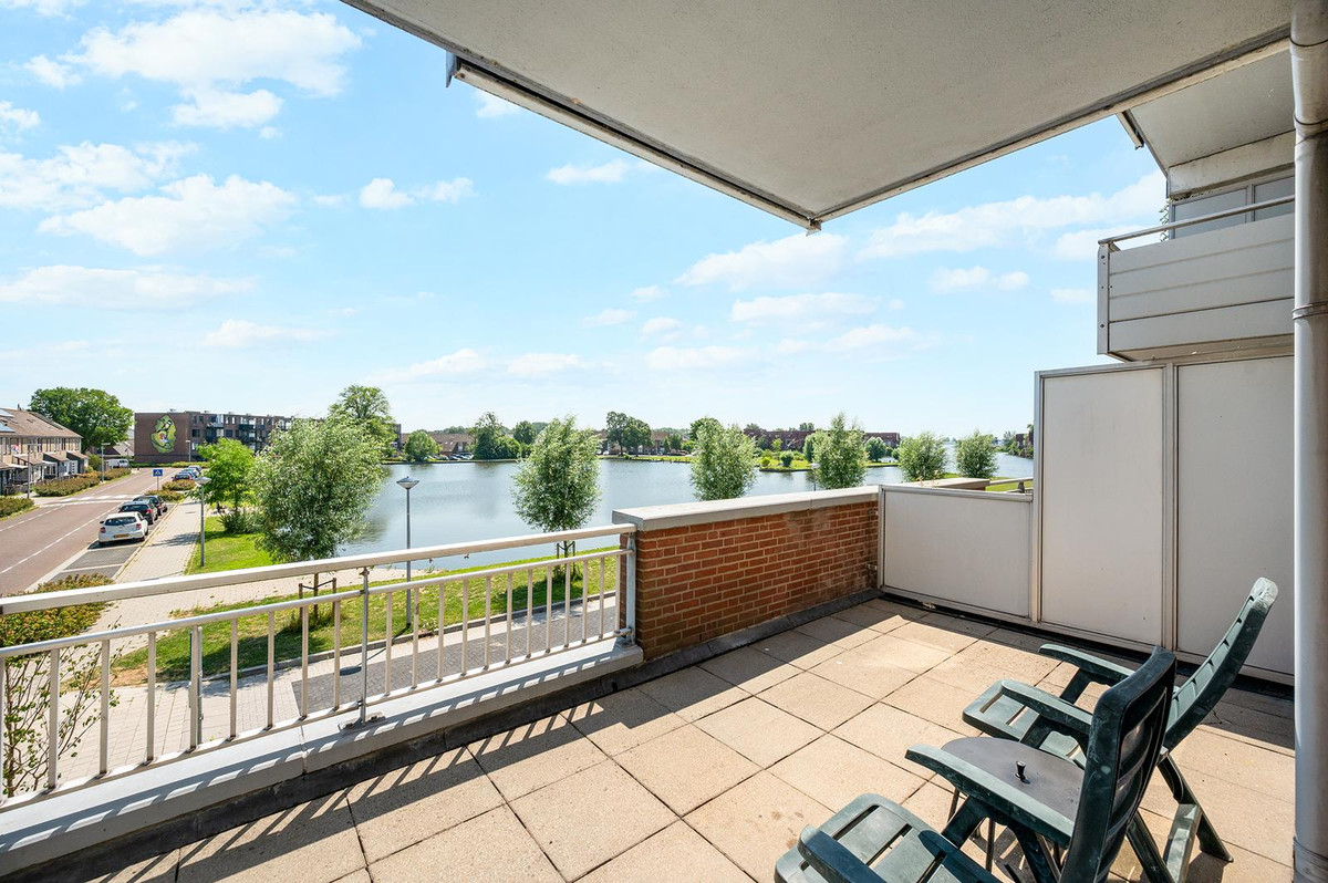 Appartement te koop: Ringdijk 90, Lelystad