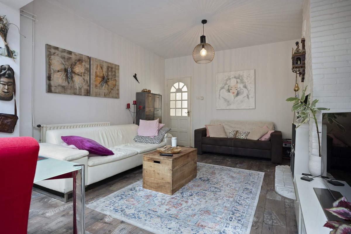 Tussenwoning te koop: Rijksweg Noord 83, Sittard