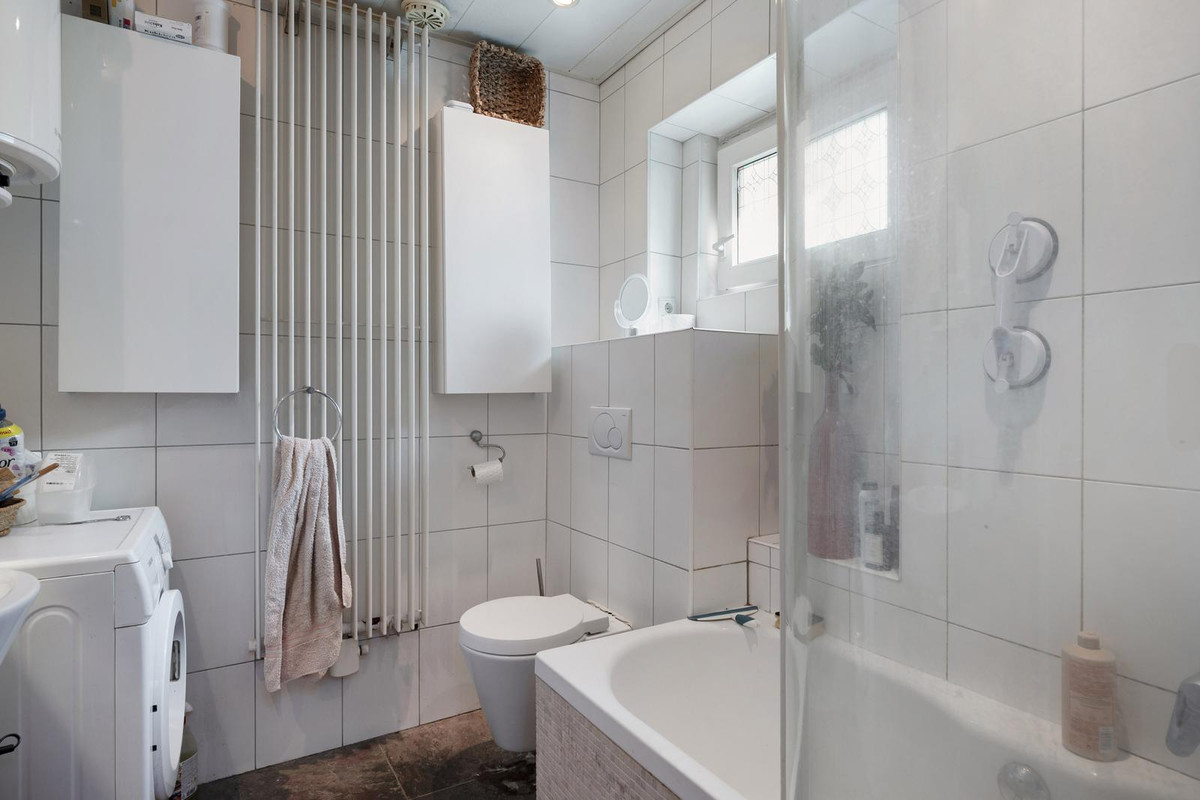 Tussenwoning te koop: Rijksweg Noord 83, Sittard