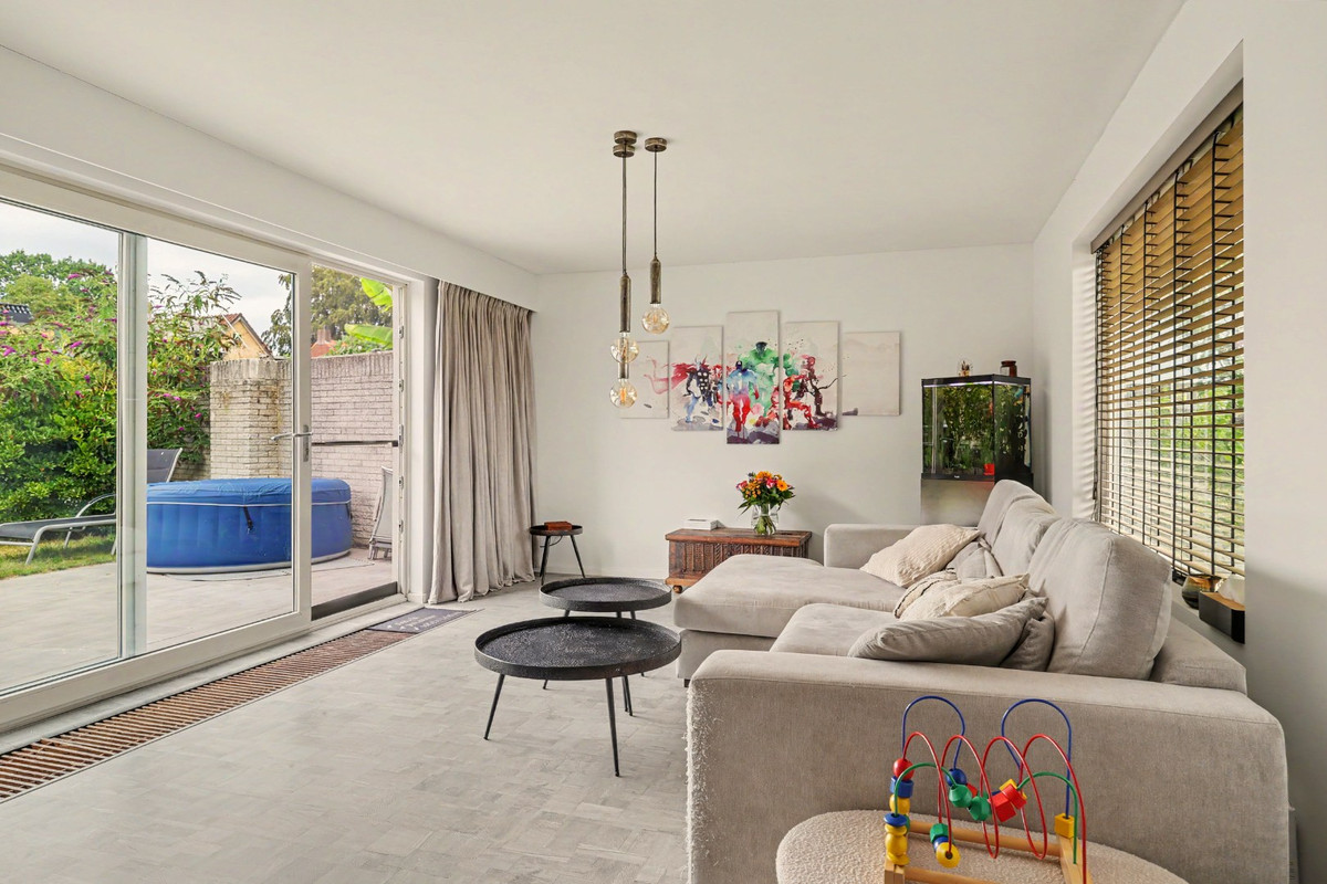 Vrijstaande woning te koop: Azaleastraat 1, Putte