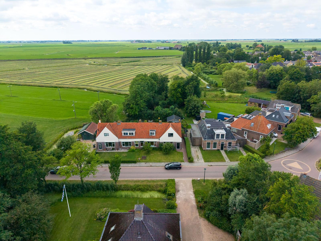Vrijstaande woning te koop: Skillaerderdyk 10, Mantgum
