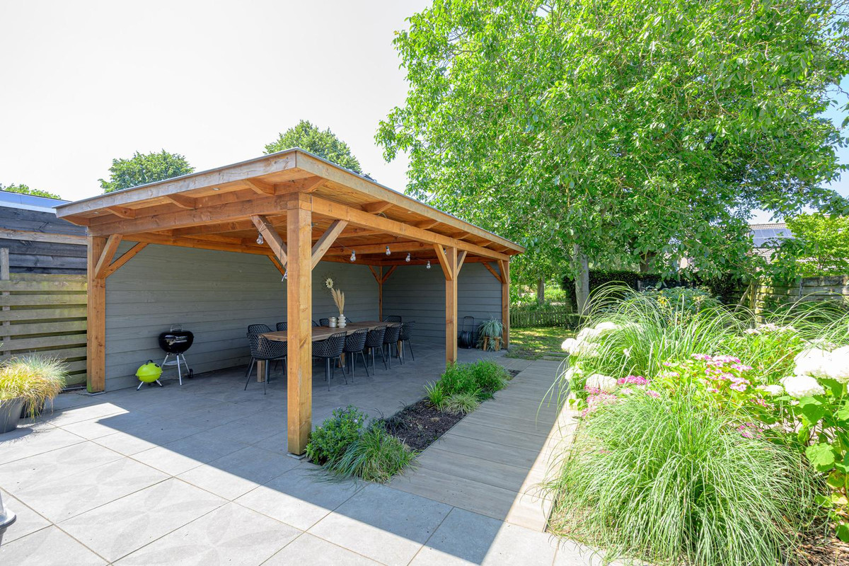 Hoekwoning te koop: Hof 17, Midwoud