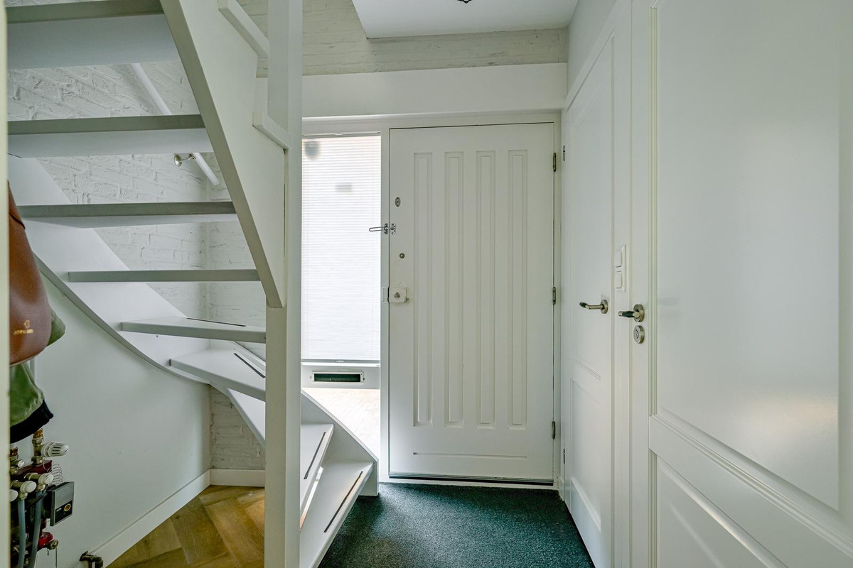 Hoekwoning te koop: Hof 17, Midwoud
