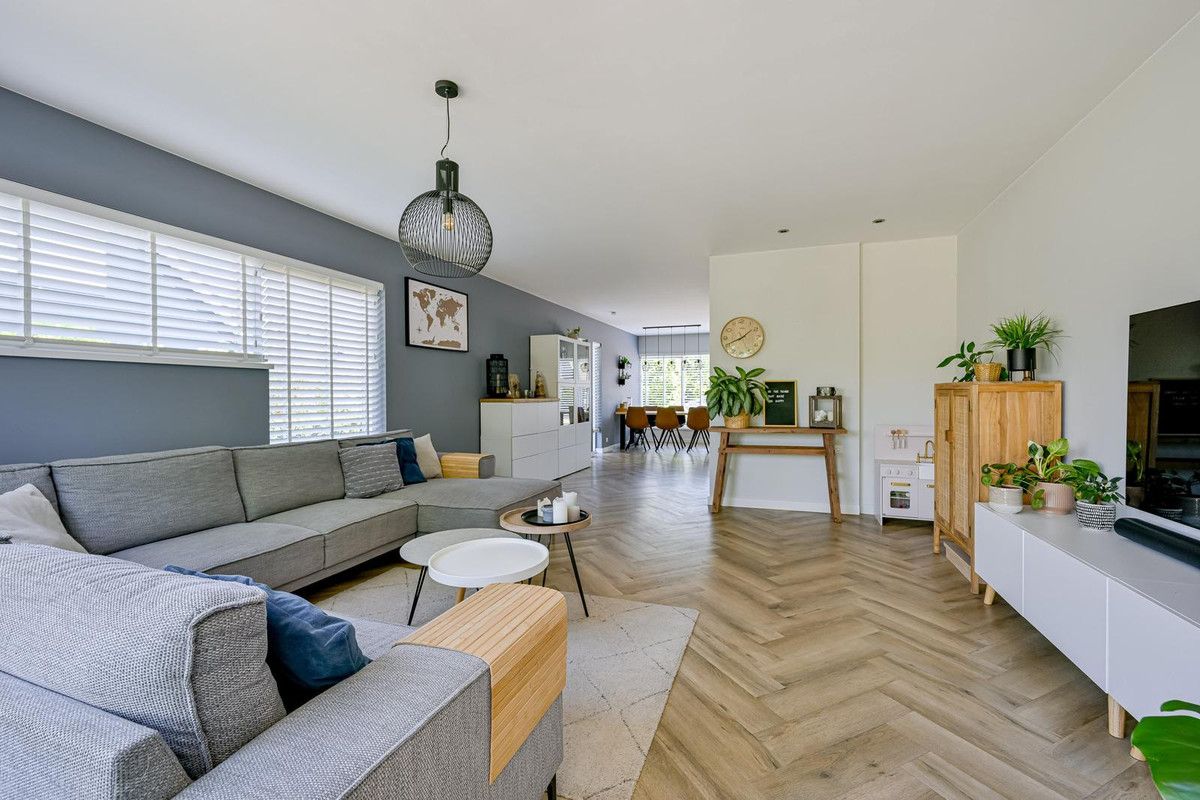 Hoekwoning te koop: Hof 17, Midwoud