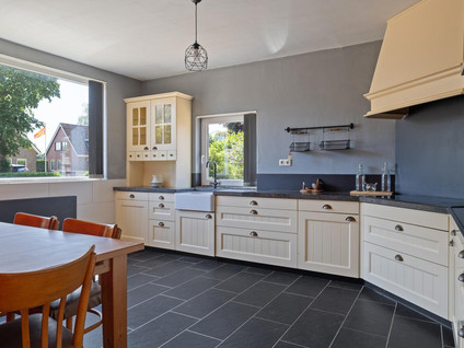 Eserstraat 21