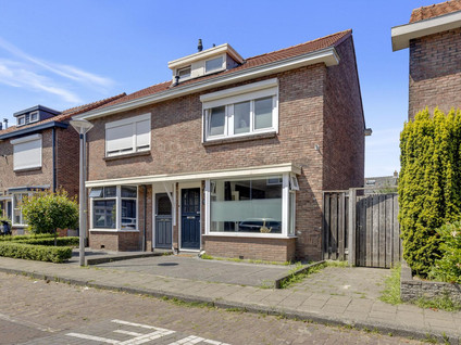 Esdoornstraat 10