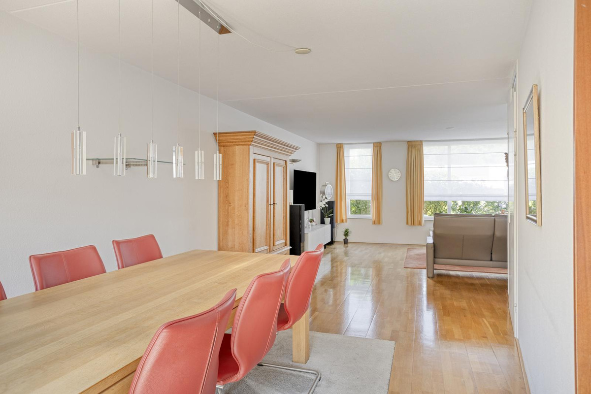 Tussenwoning te koop: Salvador Allendedomein 1, Maastricht