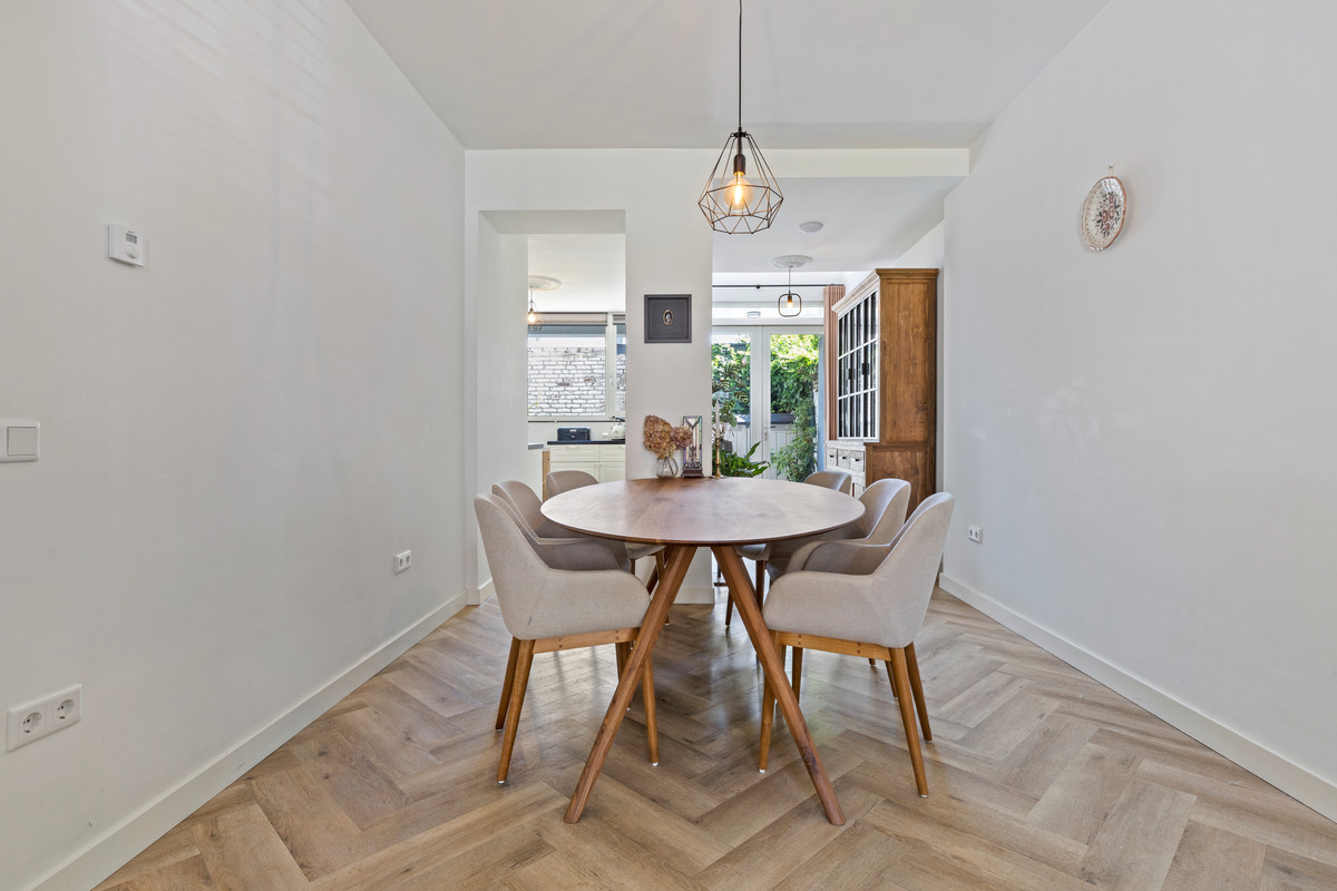 Tussenwoning te koop: Schoolstraat 9, Venlo