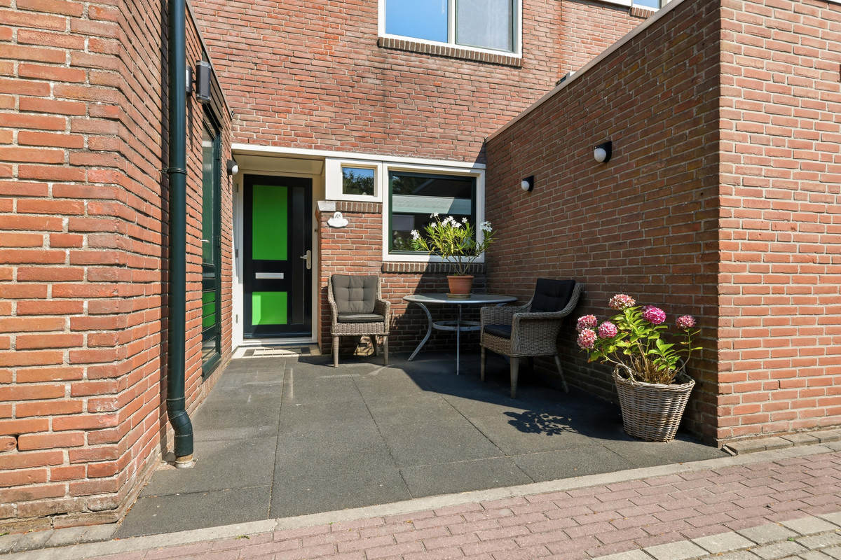 Tussenwoning te koop: De Wildschutter 18, Zaandam