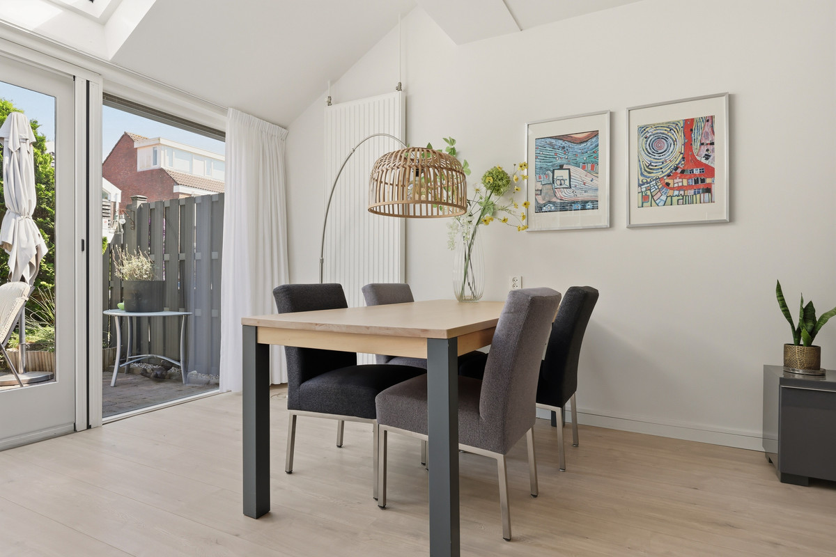 Tussenwoning te koop: De Wildschutter 18, Zaandam