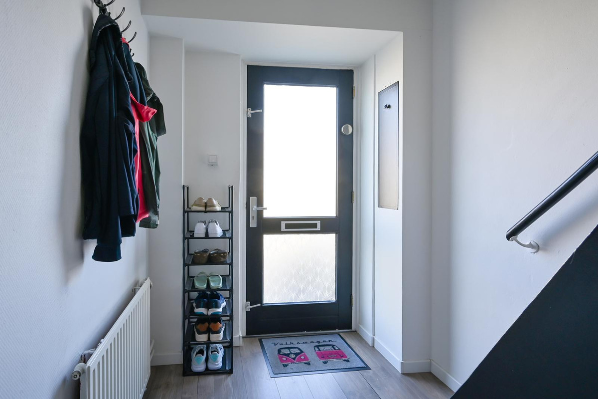 Tussenwoning te koop: Baarlelaan 43, Hoogeveen