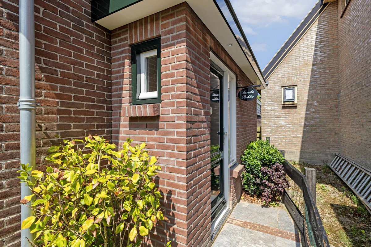 Vrijstaande woning te koop: Belt 68, Hippolytushoef