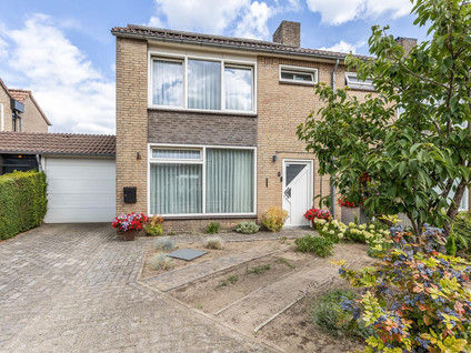 Beatrixstraat 8