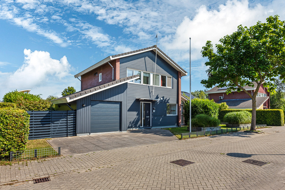 Vrijstaande woning te koop: Moleplaat 29, Leeuwarden