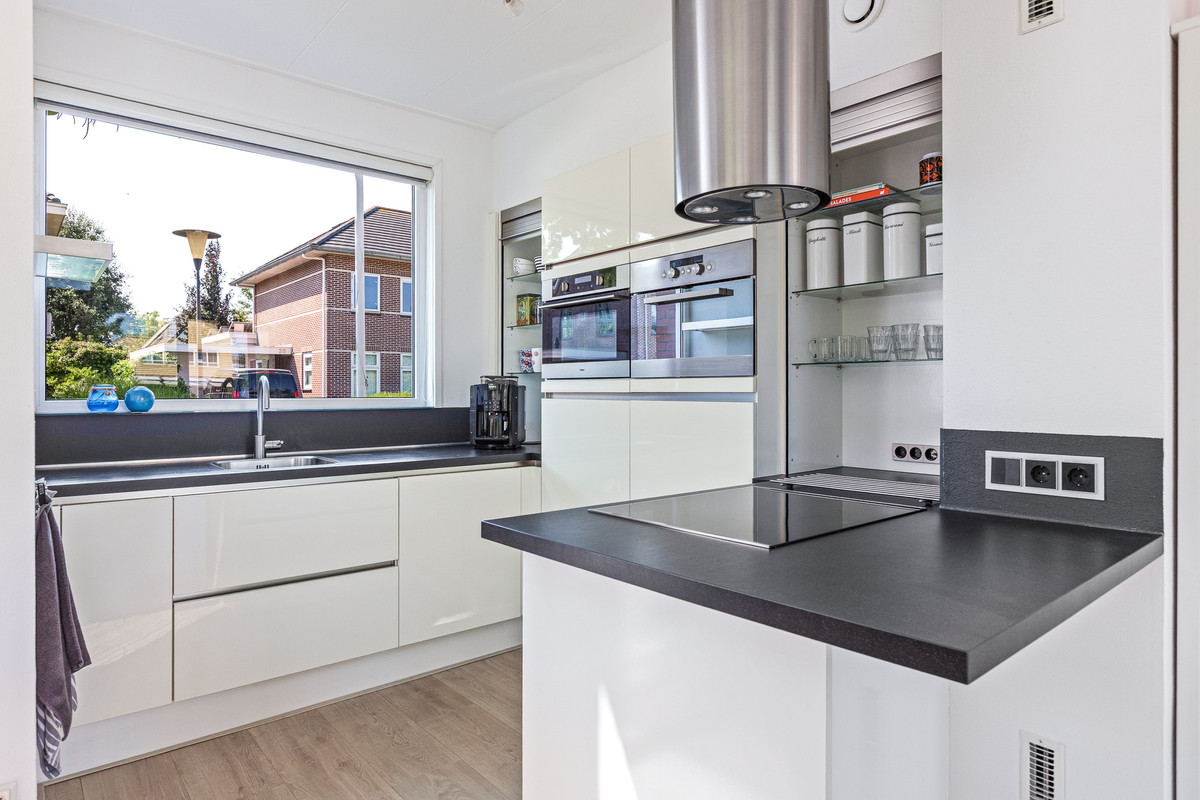 Vrijstaande woning te koop: Moleplaat 29, Leeuwarden