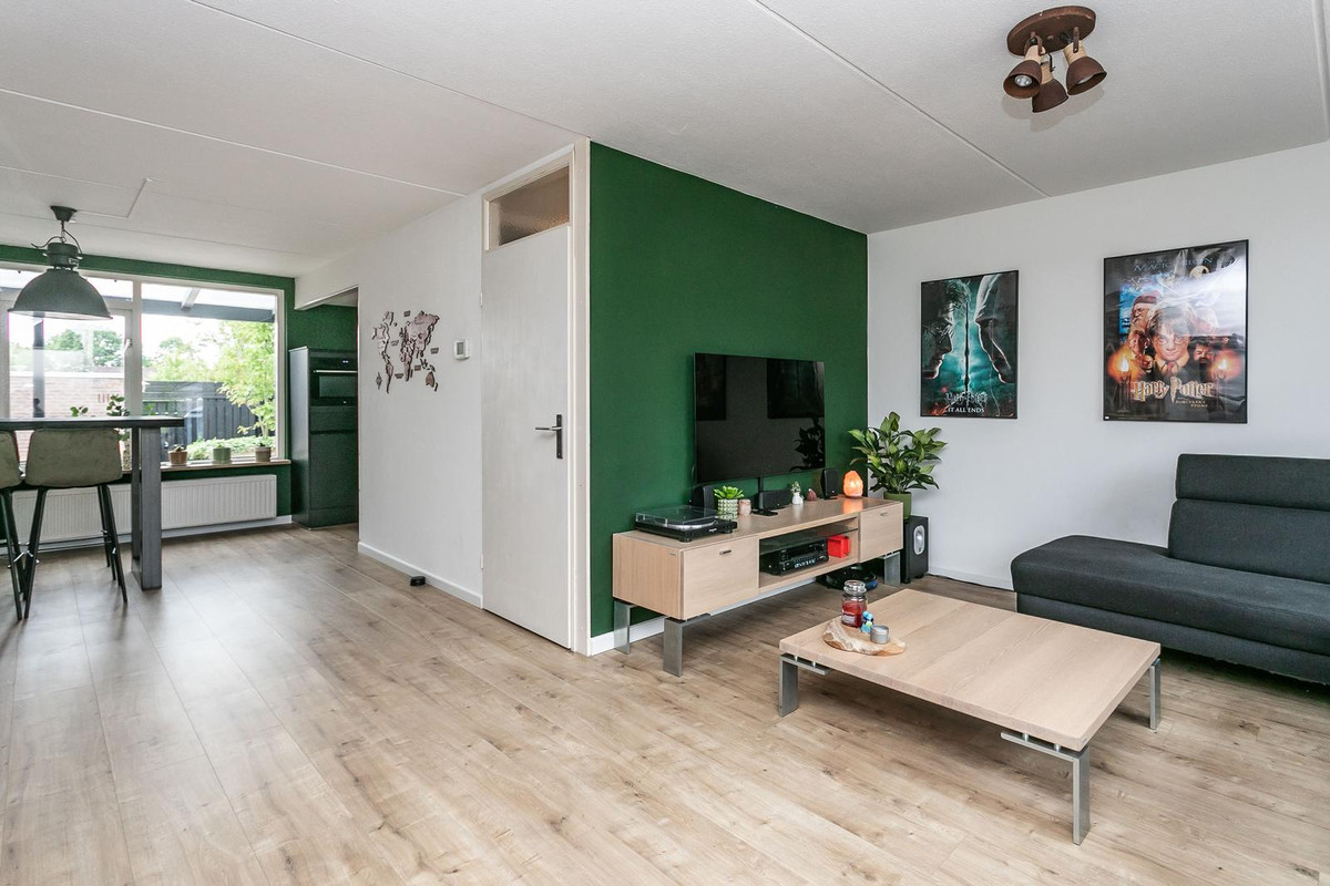 Tussenwoning te koop: Ammonieterf 236, Heerlen
