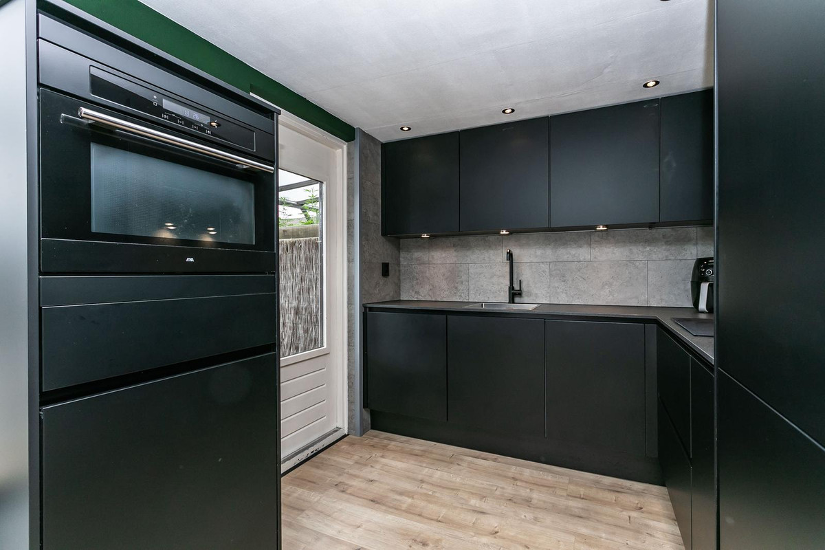 Tussenwoning te koop: Ammonieterf 236, Heerlen