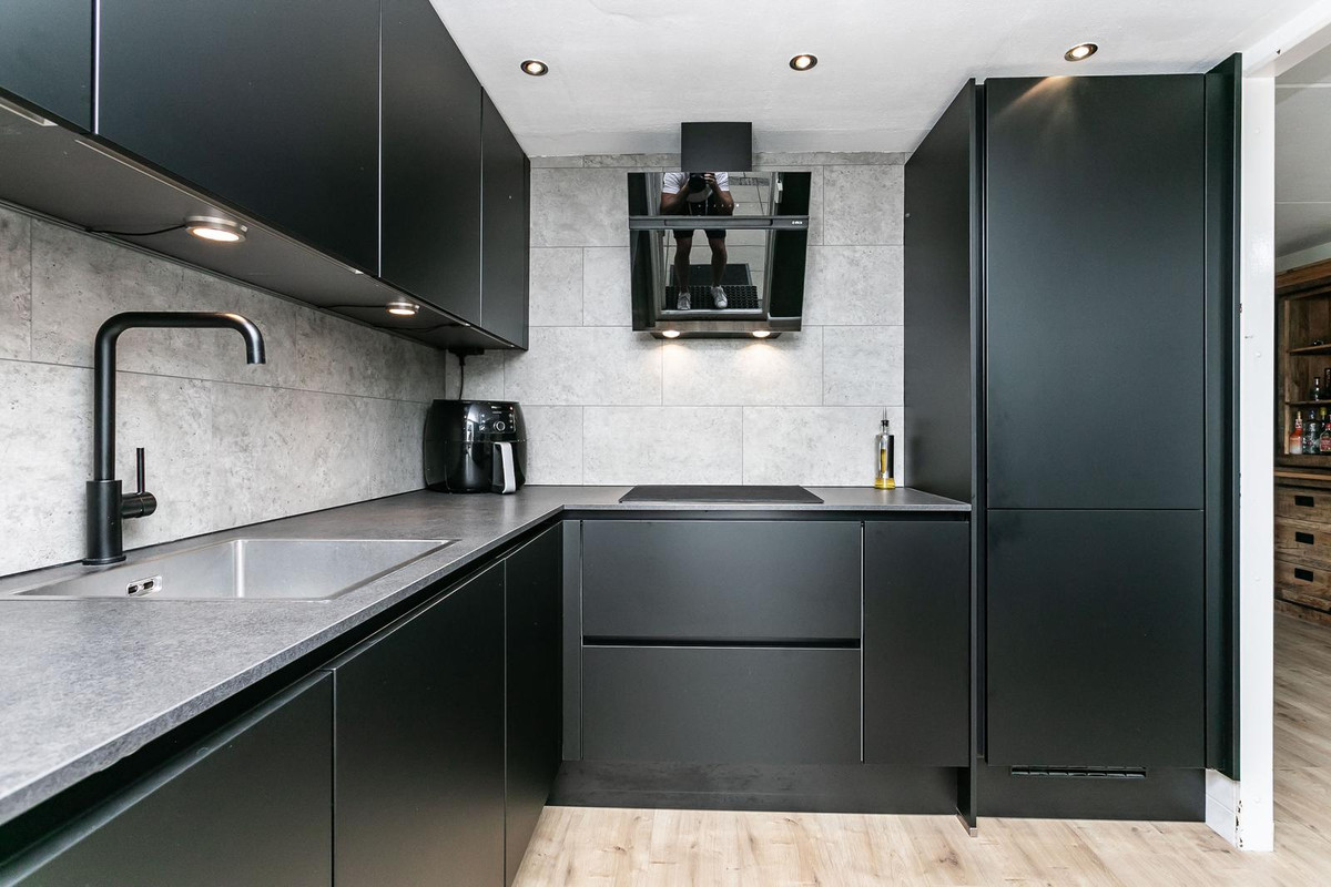 Tussenwoning te koop: Ammonieterf 236, Heerlen
