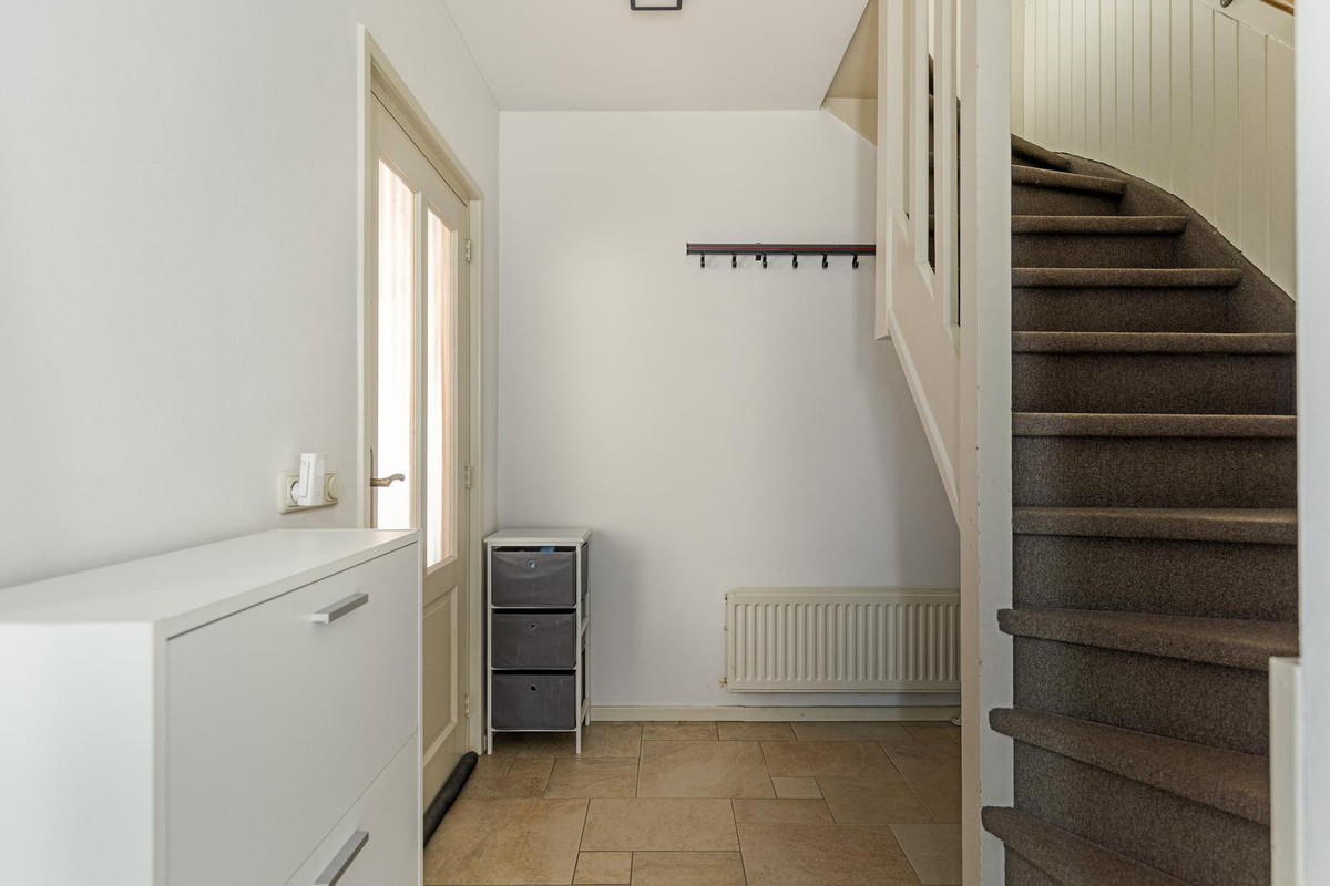 Tussenwoning te koop: Kastanjelaan 87, Drunen