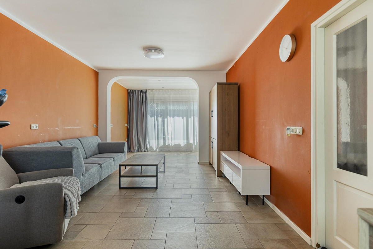Tussenwoning te koop: Kastanjelaan 87, Drunen