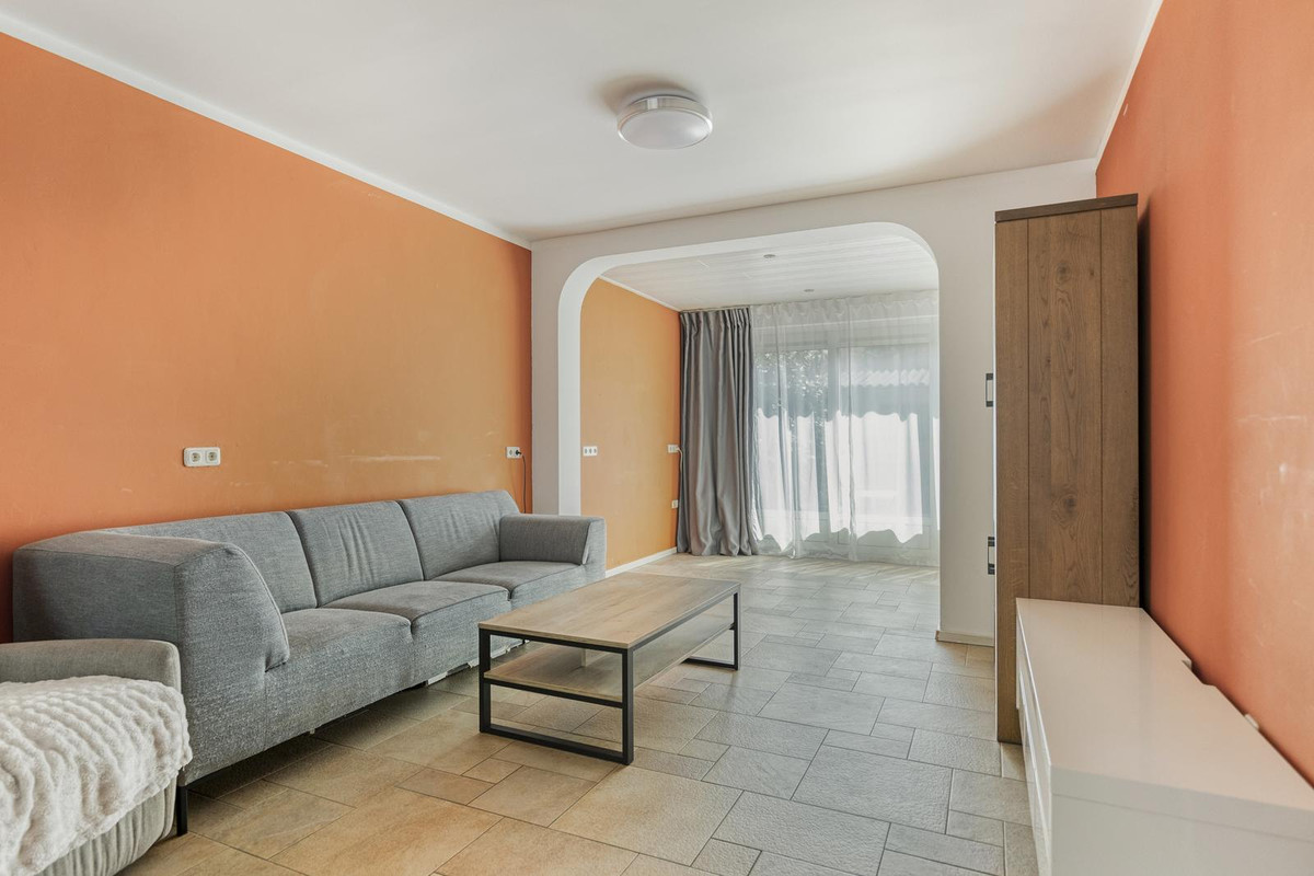 Tussenwoning te koop: Kastanjelaan 87, Drunen