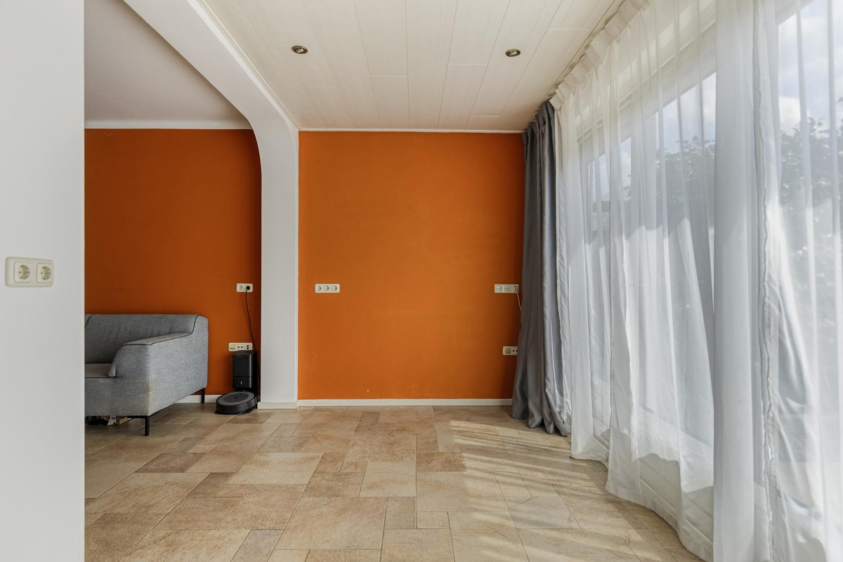 Tussenwoning te koop: Kastanjelaan 87, Drunen