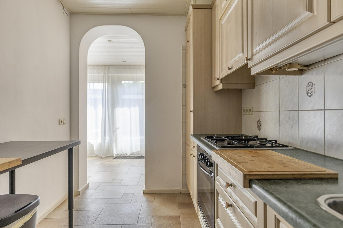 Tussenwoning te koop: Kastanjelaan 87, Drunen