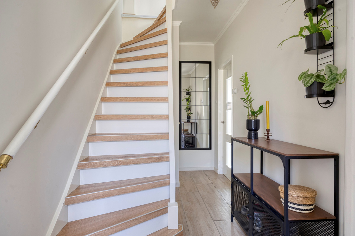 Tussenwoning te koop: Van Lennepstraat 6, Zwolle