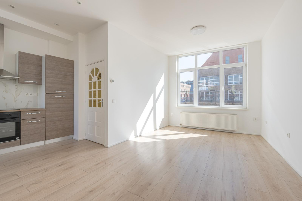 Tussenwoning te koop: Geervlietstraat 3, Rotterdam