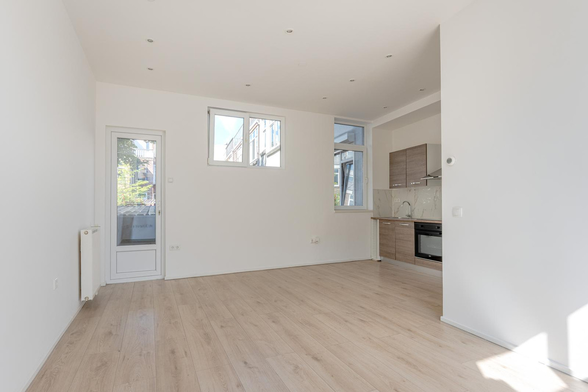 Tussenwoning te koop: Geervlietstraat 3, Rotterdam