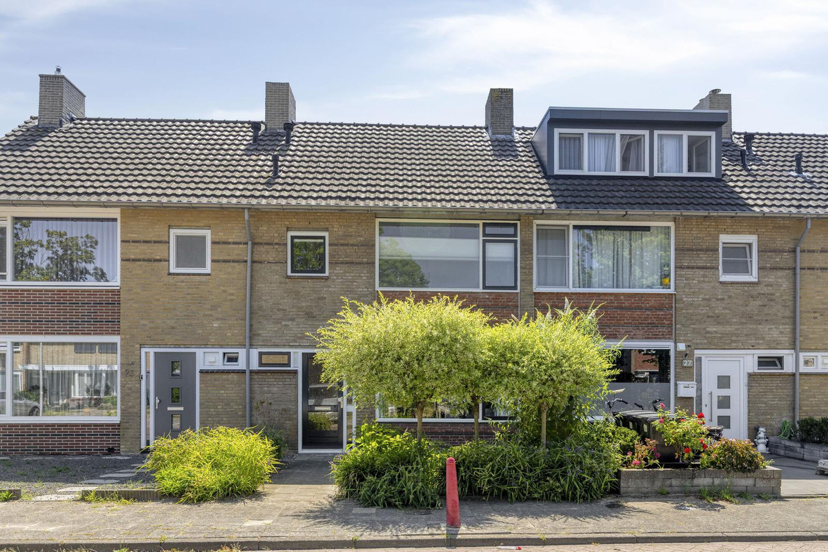 Tussenwoning te koop: Halewijnstraat 25, Etten-Leur