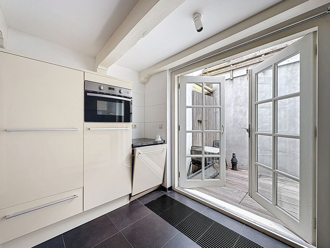 Appartement te huur: Kleine Houtstraat 22A, Haarlem