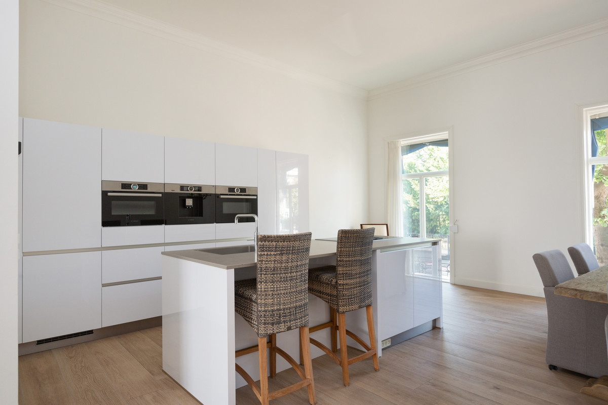 Appartement te huur: Javastraat 48B, 'S-Gravenhage