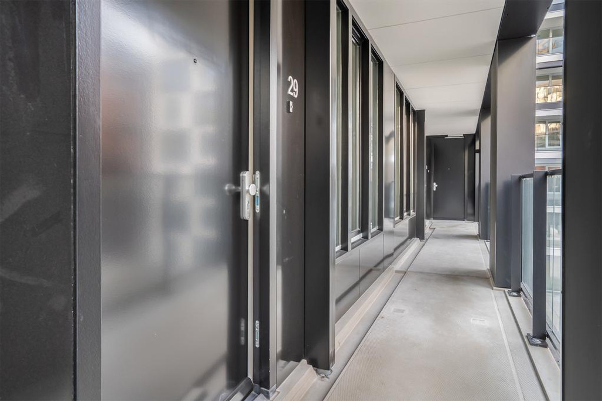 Appartement te koop: Mies van der Rohestraat 29, Hoofddorp