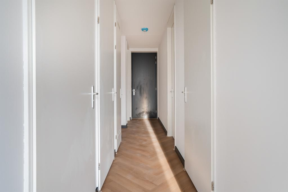 Appartement te koop: Mies van der Rohestraat 29, Hoofddorp