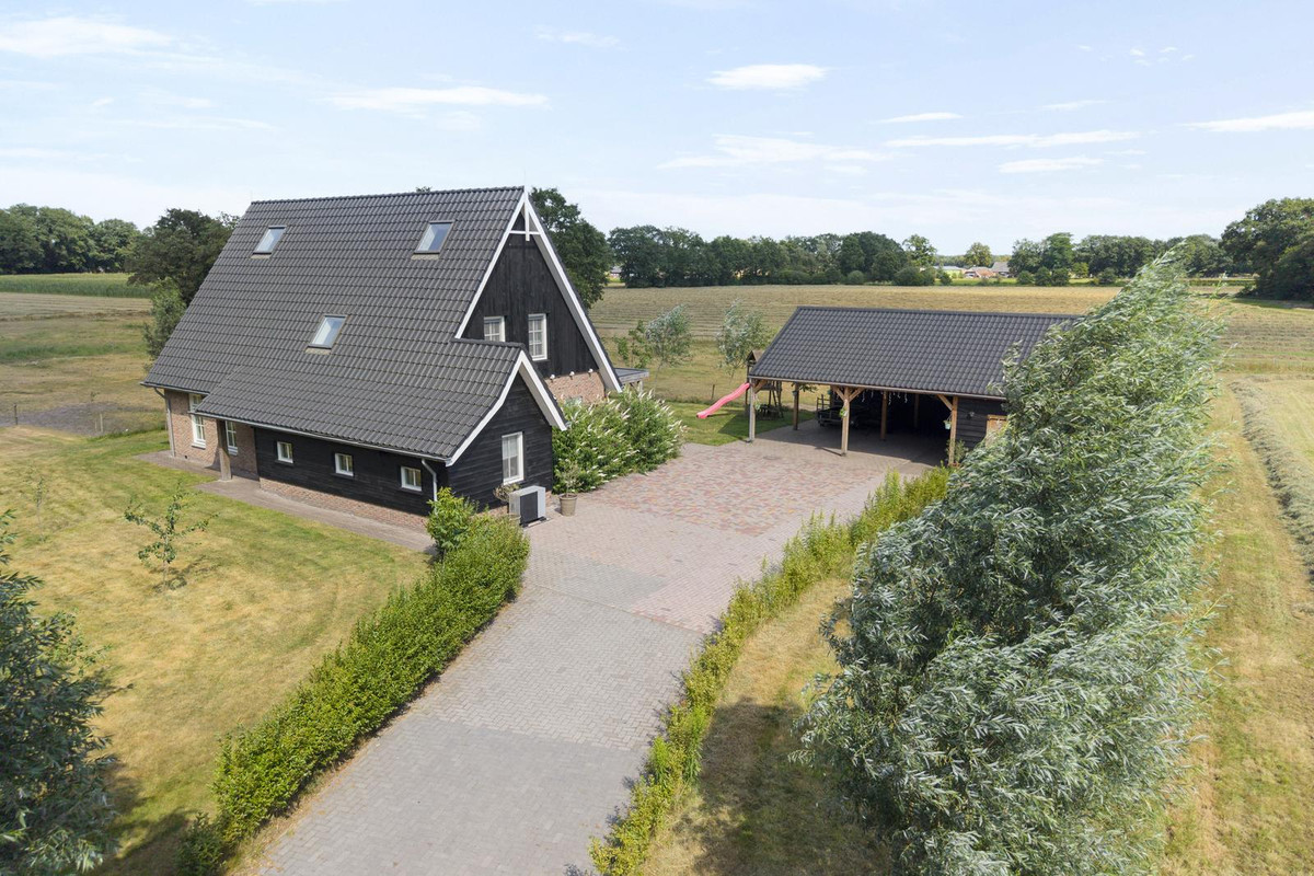 Vrijstaande woning te koop: De Oplegger 14, Rijssen