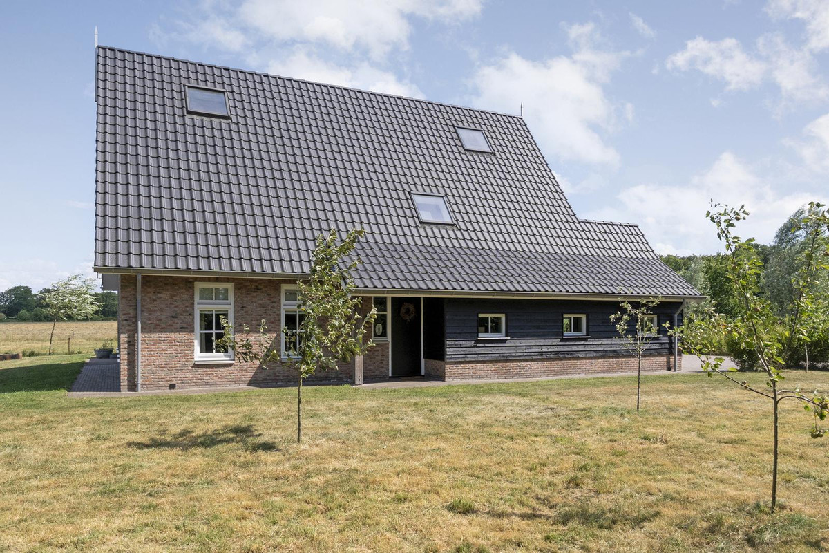 Vrijstaande woning te koop: De Oplegger 14, Rijssen