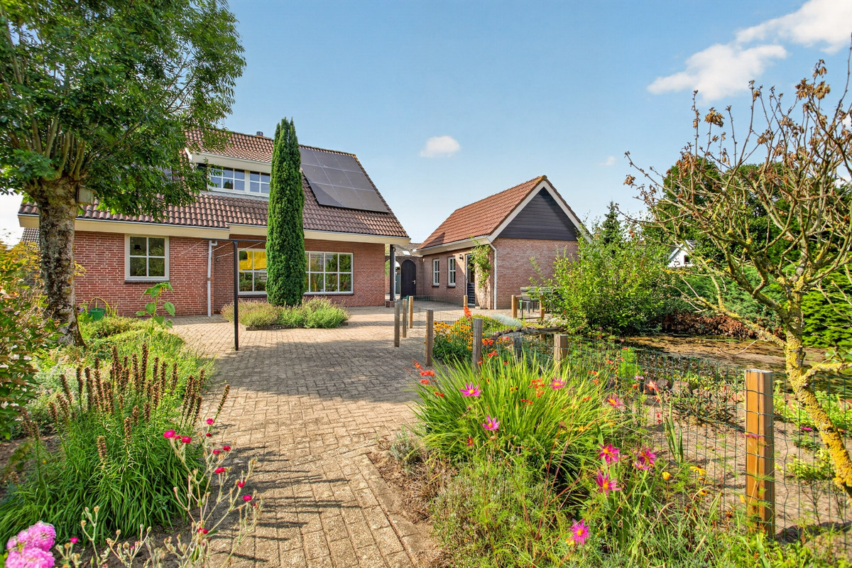 Vrijstaande woning te koop: Onderdijk 6B, Wagenberg