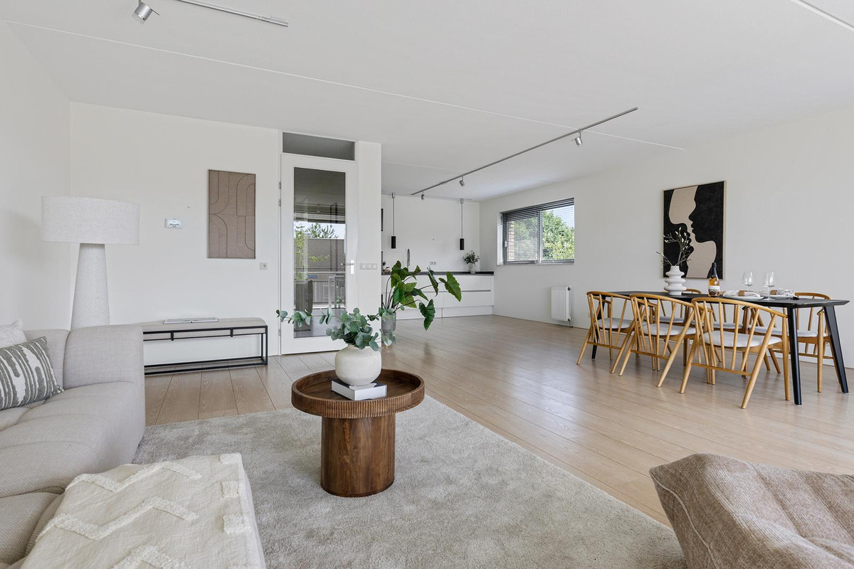 Appartement te koop: Sieradenweg 47, Almere