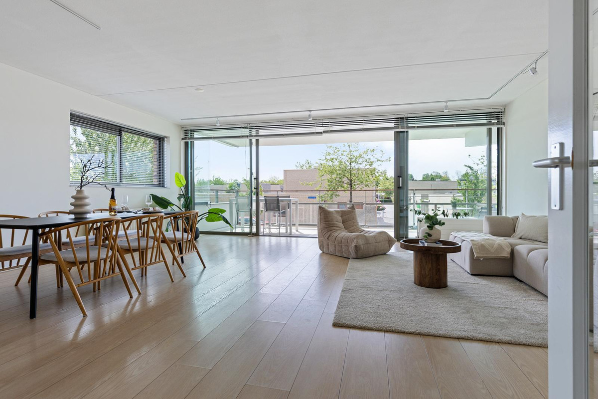 Appartement te koop: Sieradenweg 47, Almere