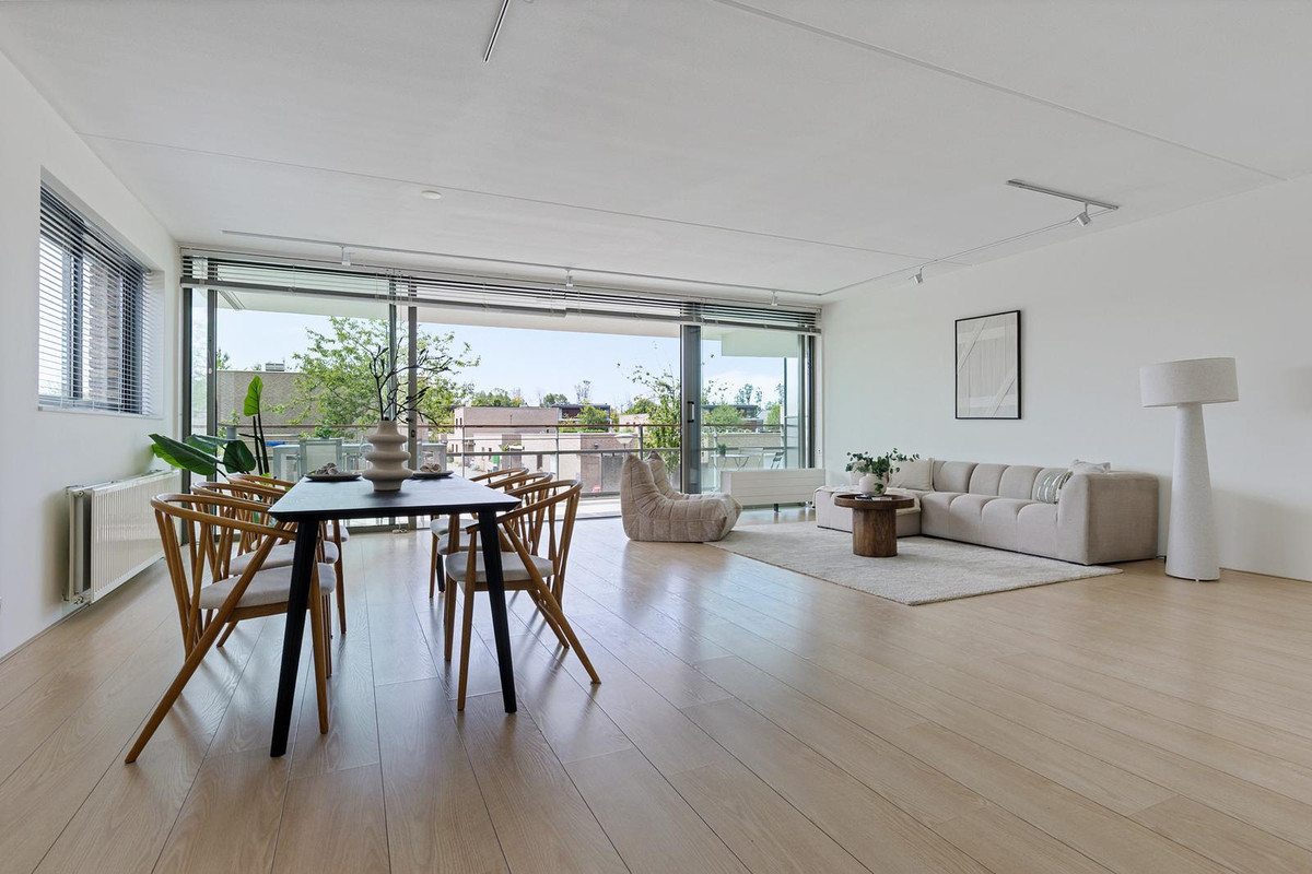 Appartement te koop: Sieradenweg 47, Almere