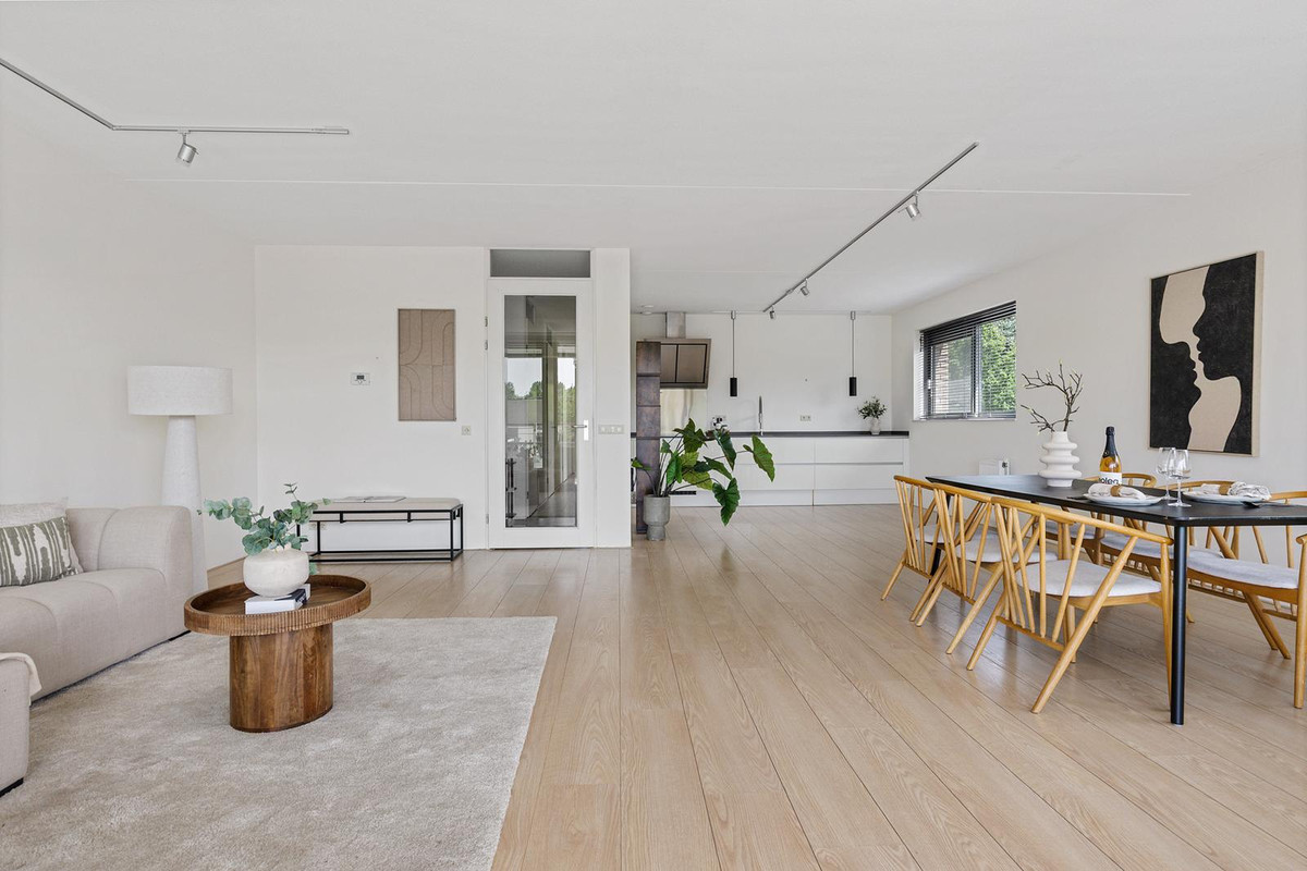 Appartement te koop: Sieradenweg 47, Almere