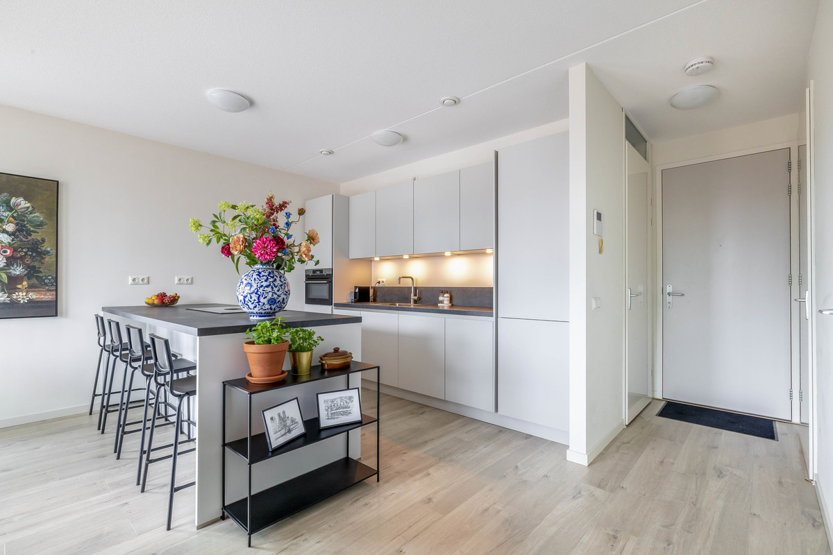 Appartement te koop: Oosterhamrikkade 101-16, Groningen