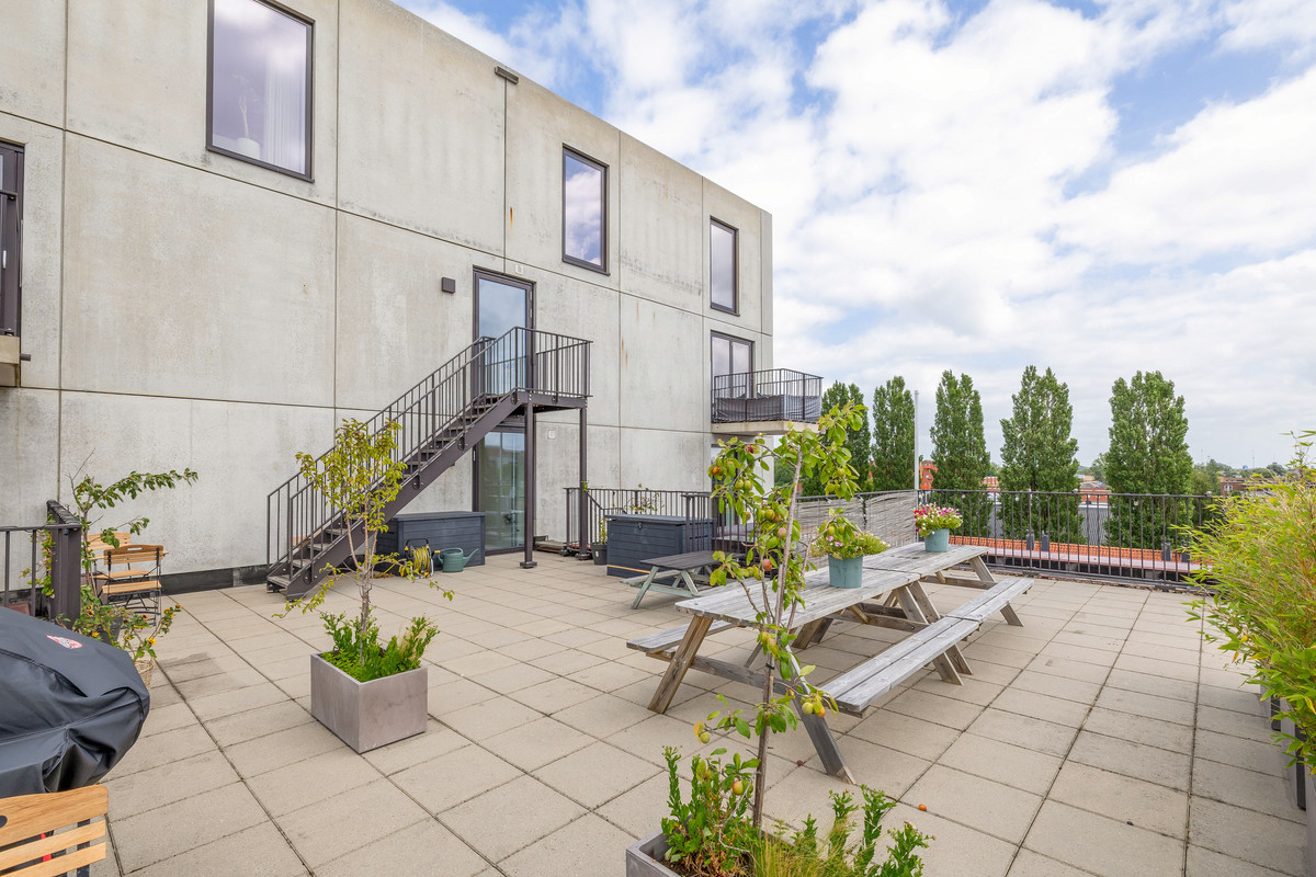Appartement te koop: Oosterhamrikkade 101-16, Groningen